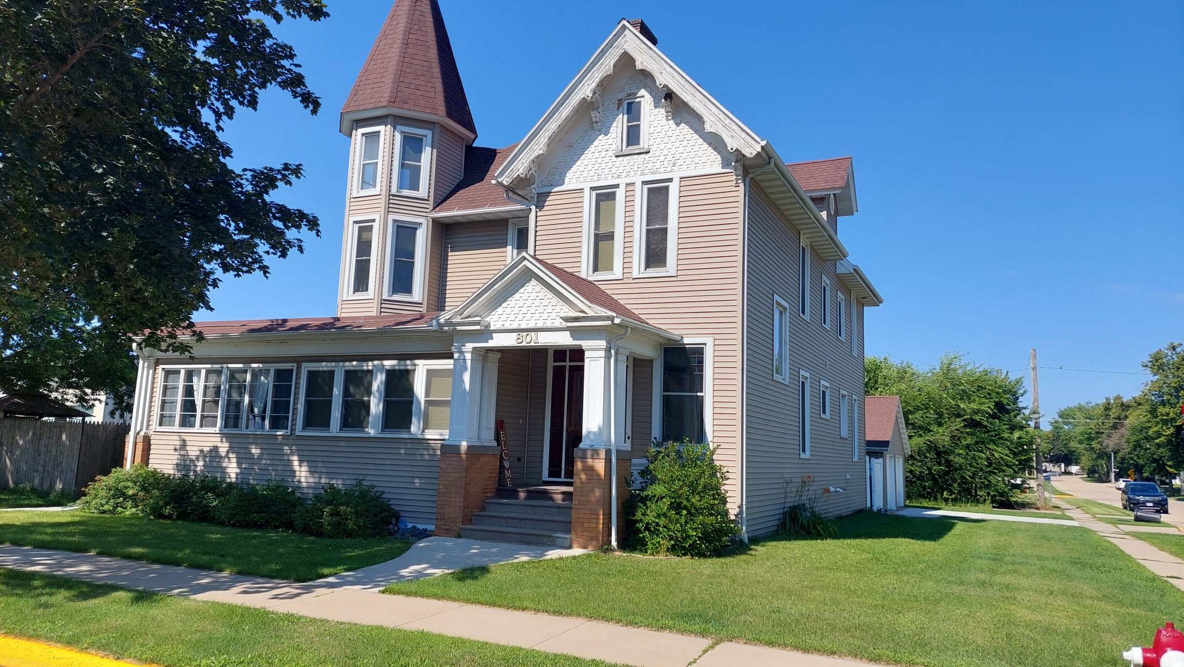 Check Rentals Kris Kohlman Property Management 801 Madison Street